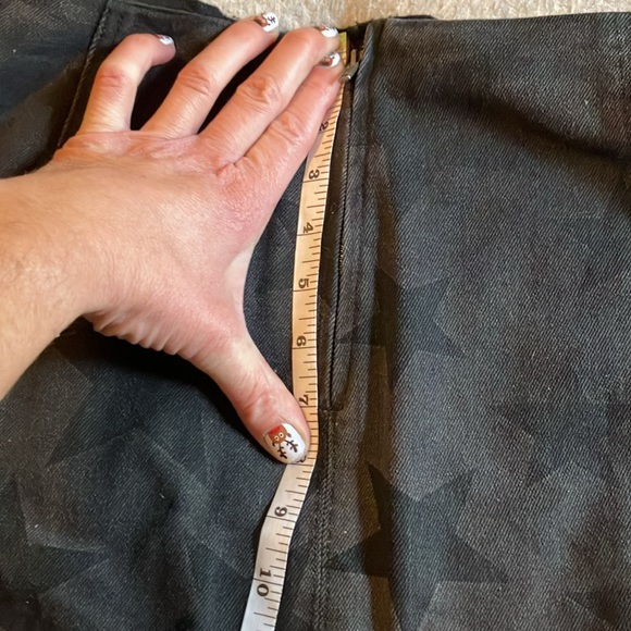 ⭐️skirt with lots  stars on it✨excellent condition - Picture 4 of 9